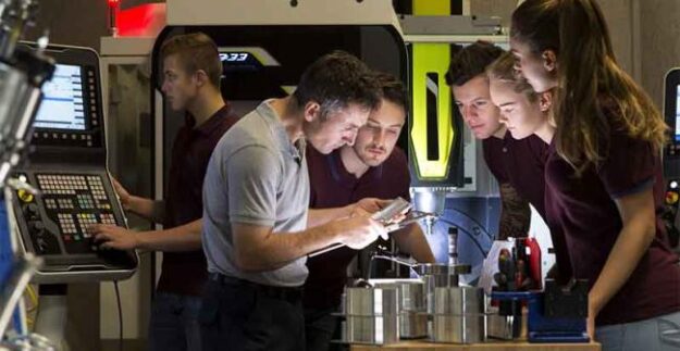 GU_apprenticeships-explained-for-employers
